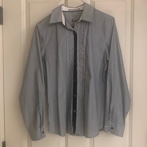 Brand - Foxcroft wrinkle free blouse
